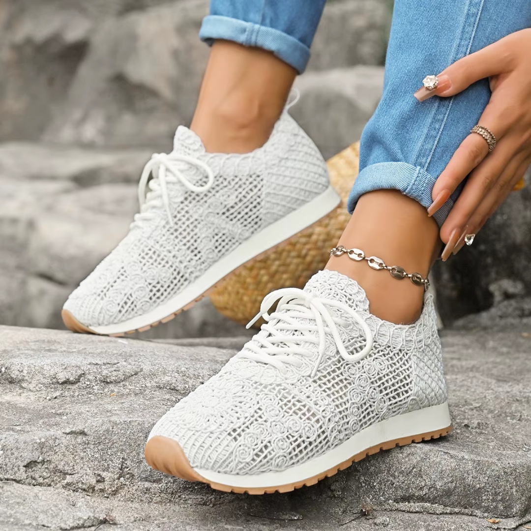 Chloe™| Ferana Orthopedic Lace Sneakers