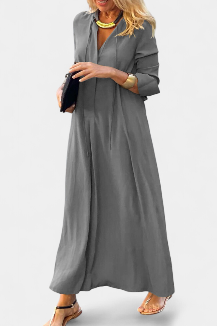 Verónica Dress with Long Sleeves and V-Neck