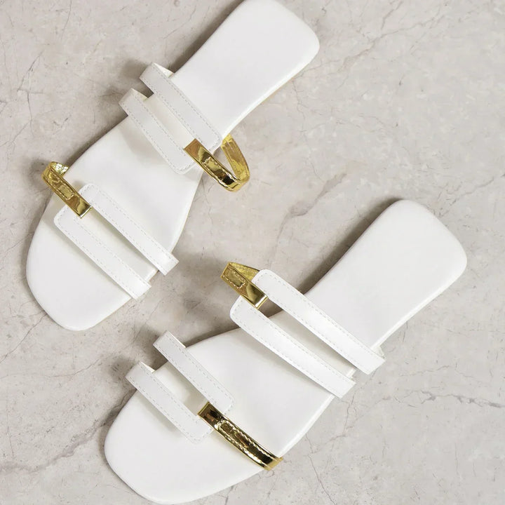 Chloe™| Lary Vibrant Sandals