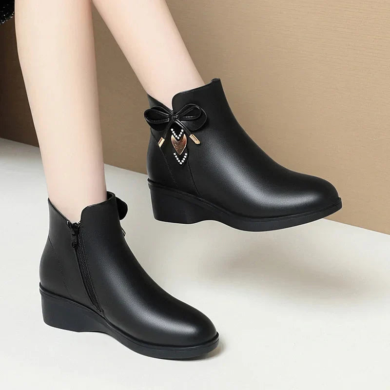 Chloe™| Elowen Leather Ankle Boots