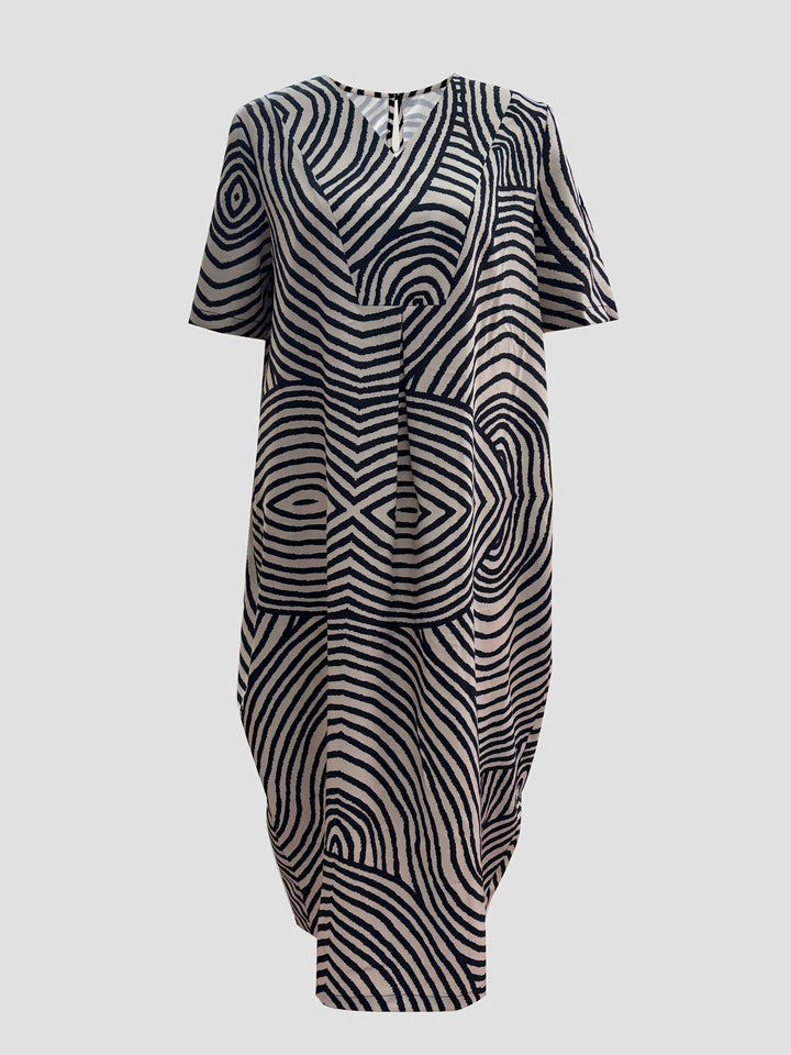 Iris | Monochrome Maze Midi Dress
