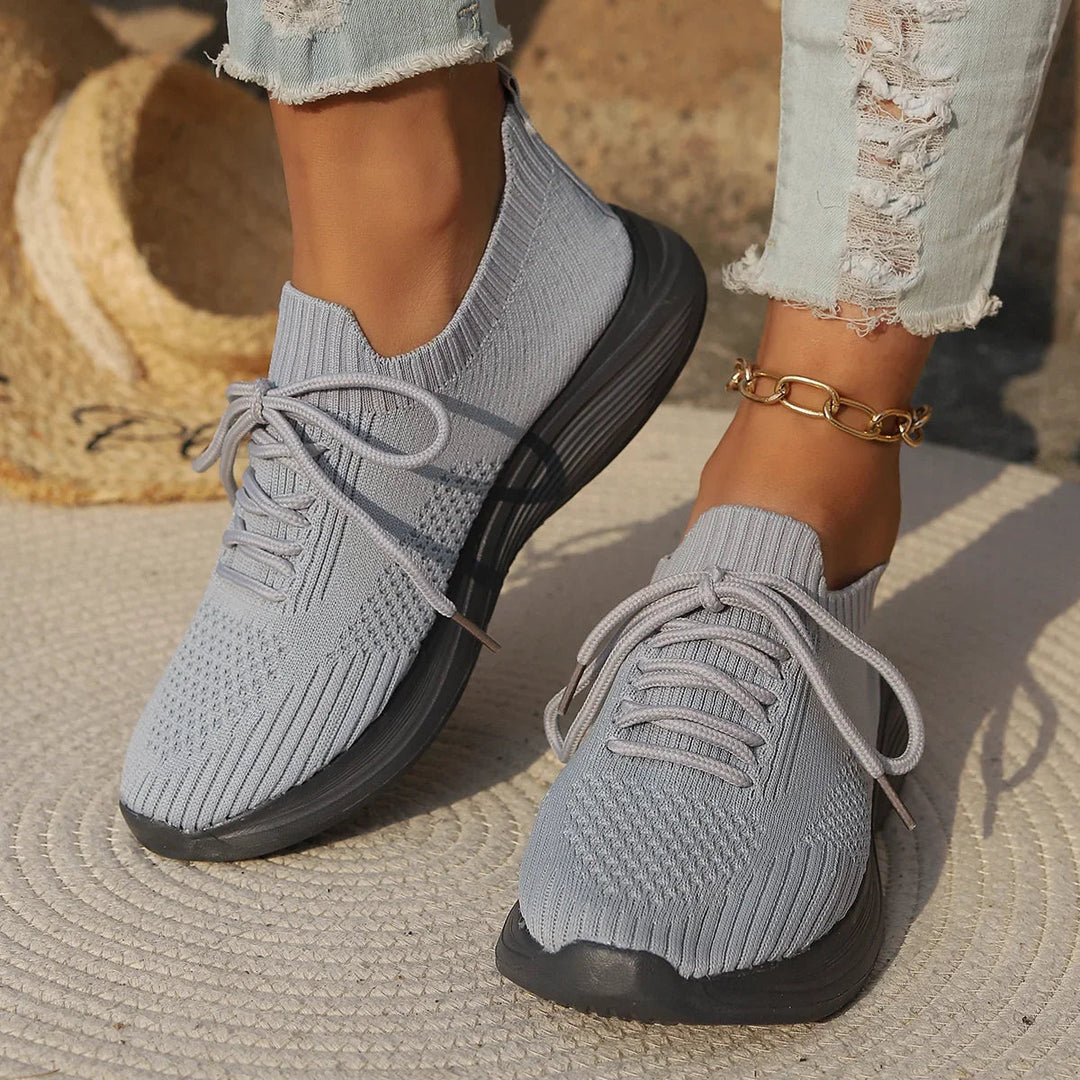 Chloe™| Serena Sneakers