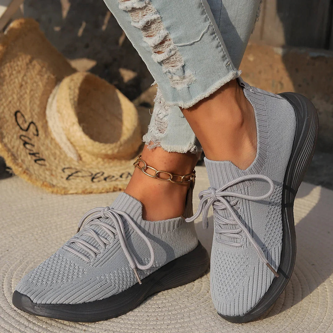 Chloe™| Serena Sneakers